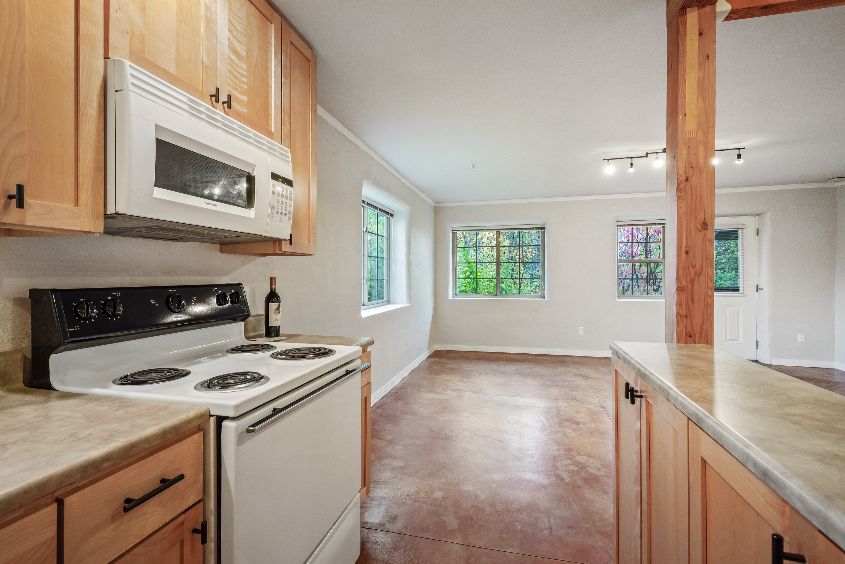 901 Spruce Street - A