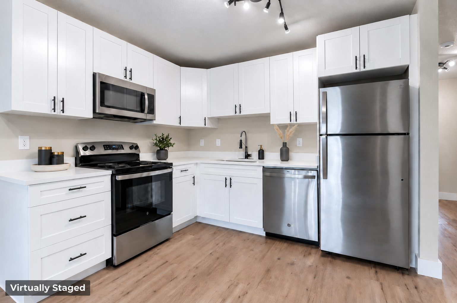 10820 E 3rd Ave - 7