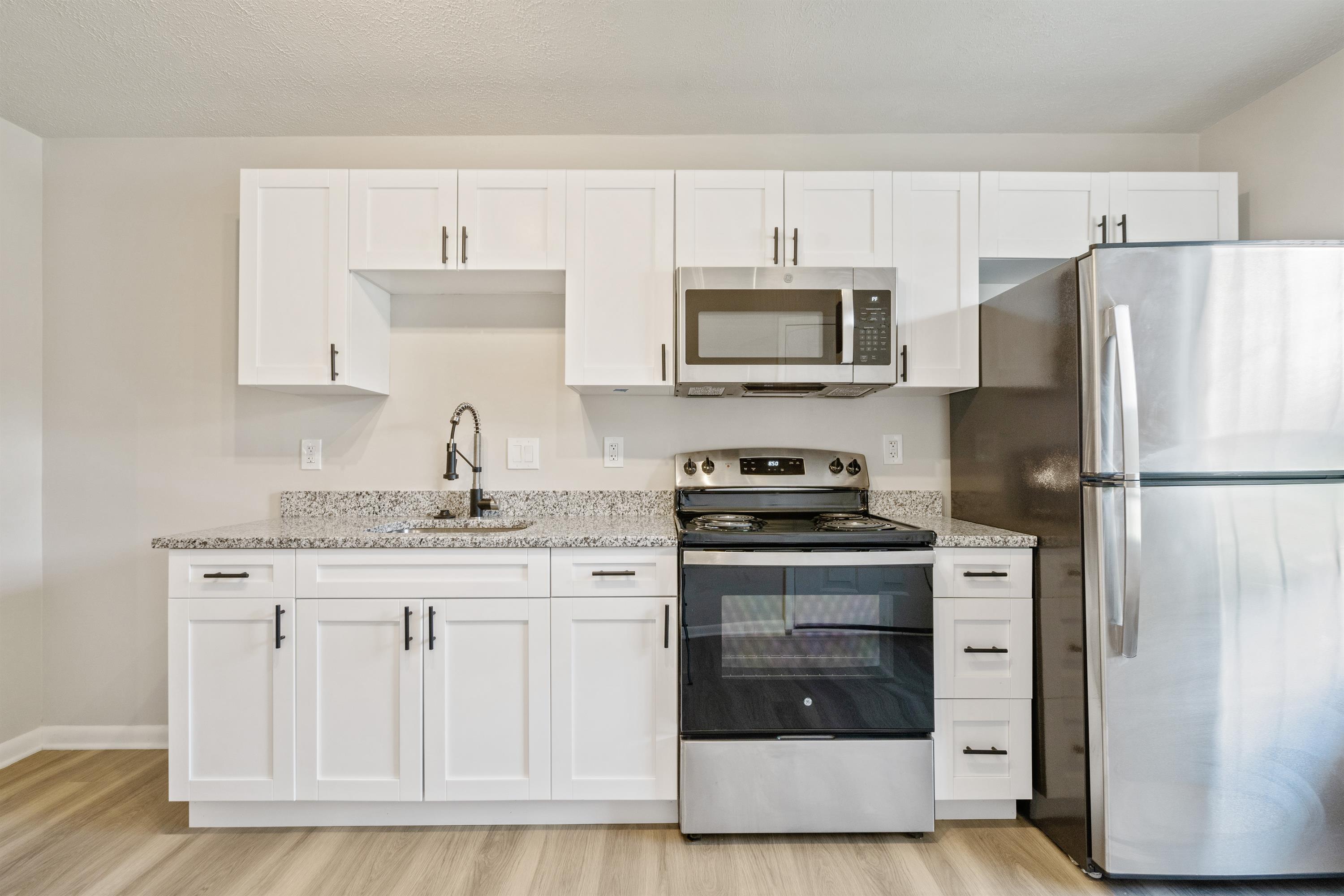 2520 Bradford Court